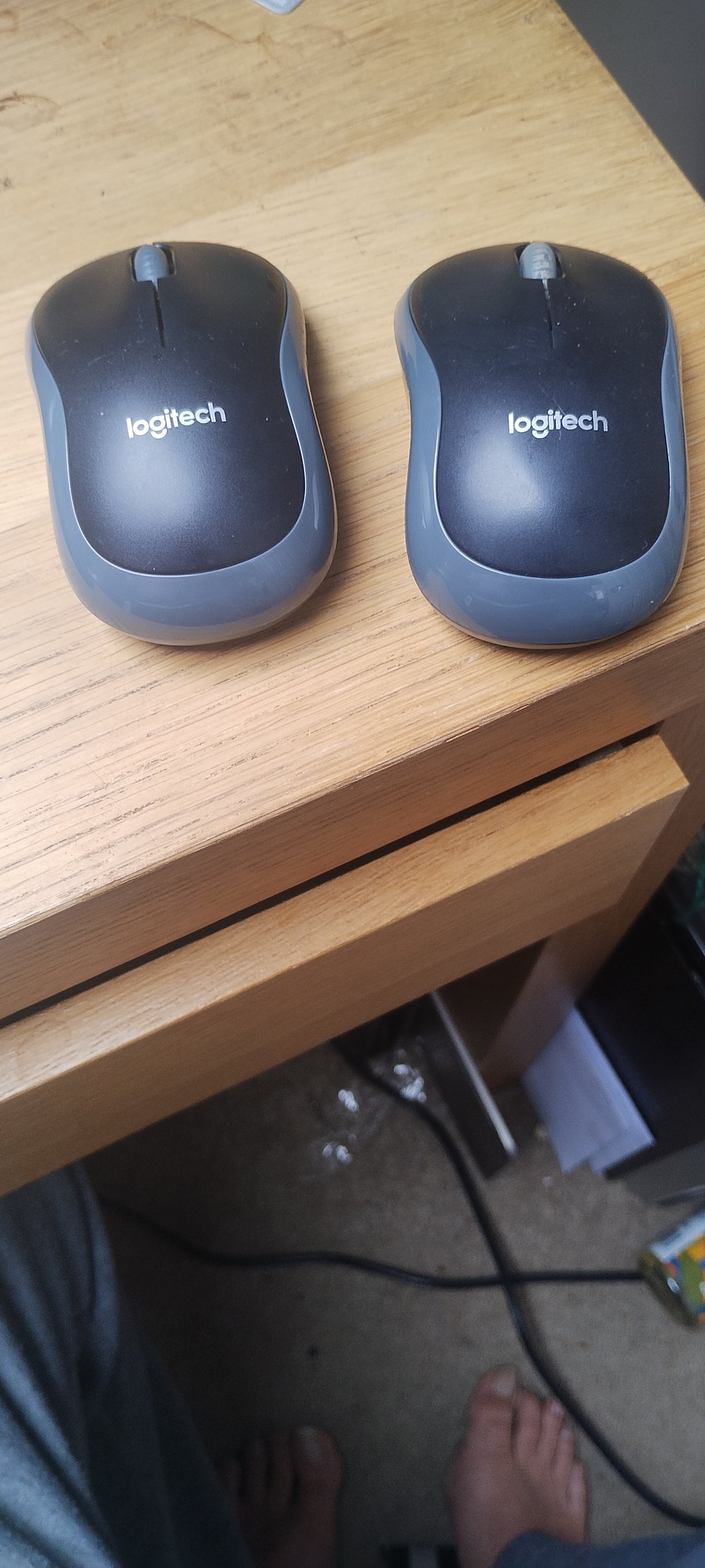 Logitech M185 wireless mouse